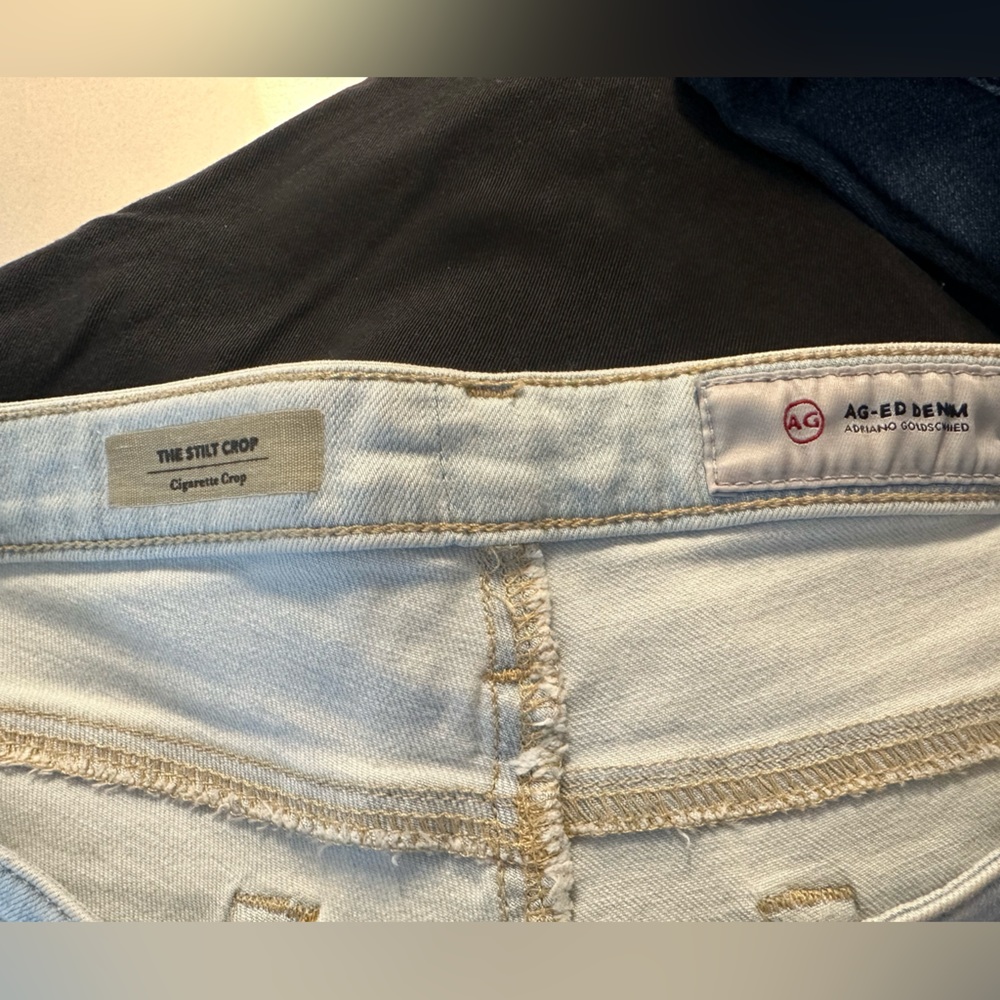 AG The Stilt Crop Cigarette Crop Jean